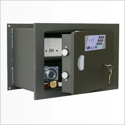 Встраиваемый сейф Safetronics STR 25ME